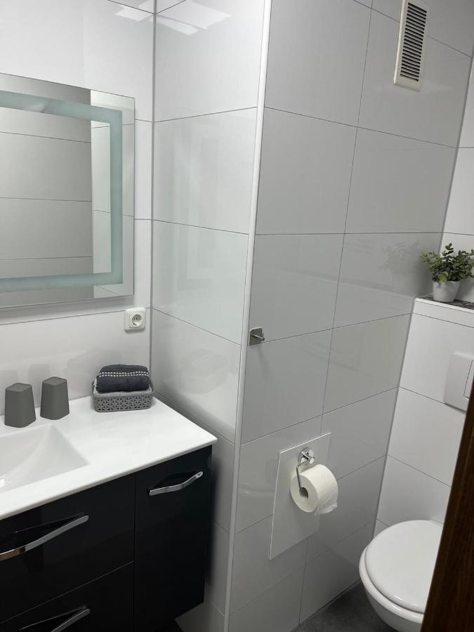 Ferienwohnung Emilia Cologne Exterior photo